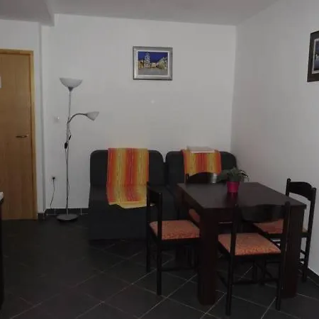 Appartement Holidays 4